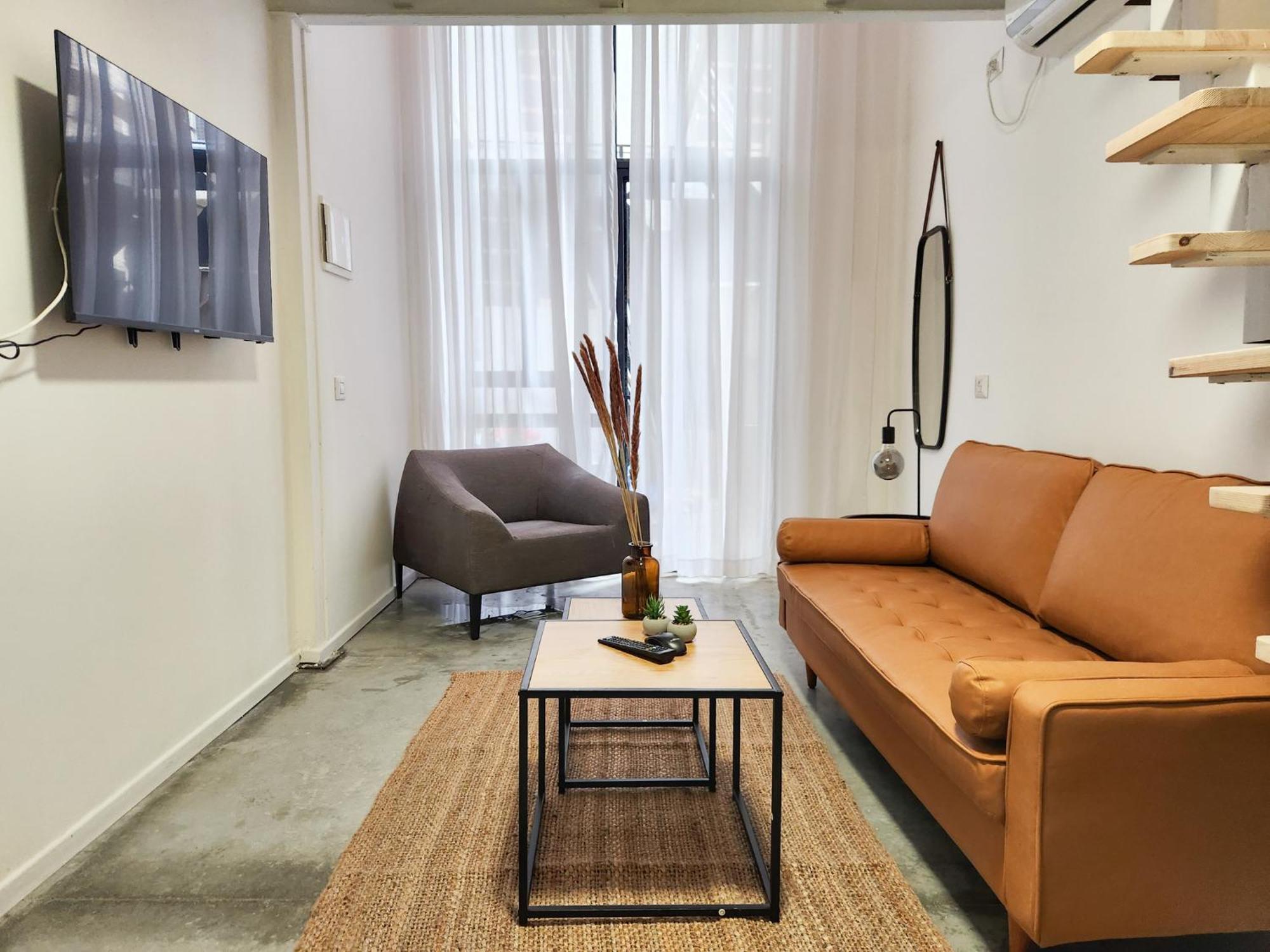 Florentine And Jaffa Loft